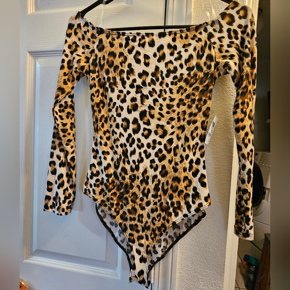 Leopard print long sleeve bodysuit